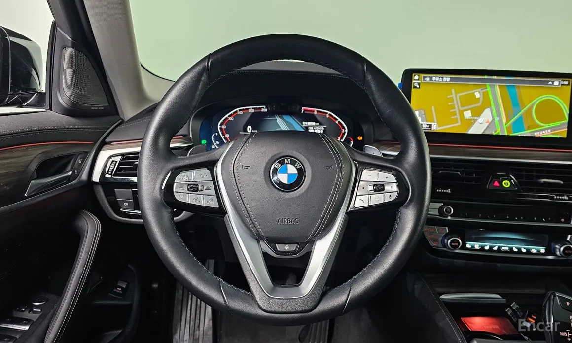 Фото 13 - BMW 5 Series