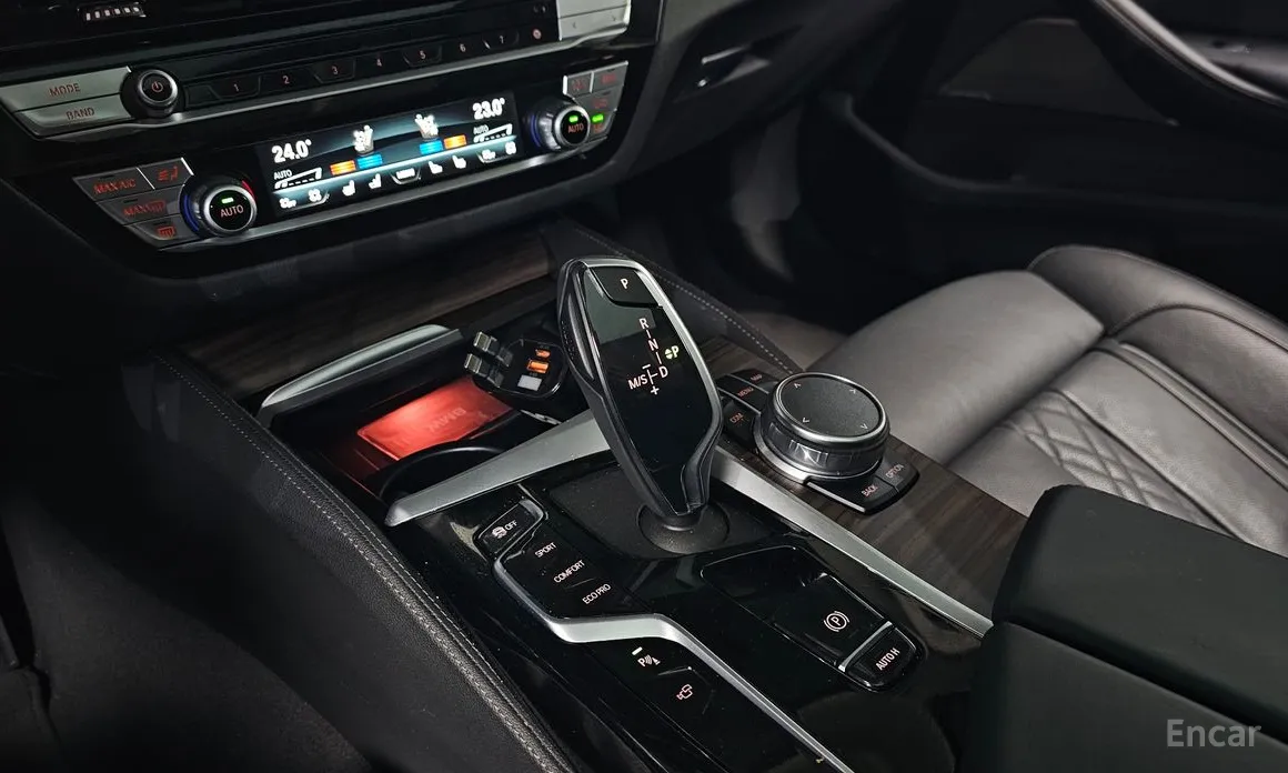 Фото 9 - BMW 5 Series