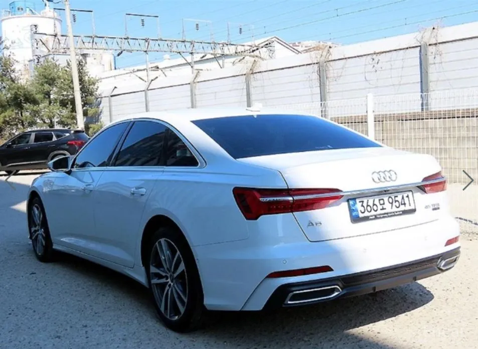 Фото 2 - Audi A6