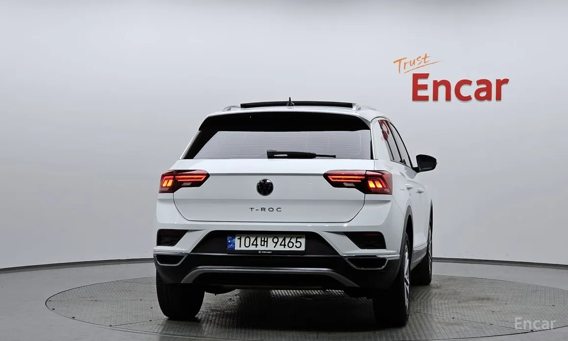 Фото 4 - Volkswagen T-Roc