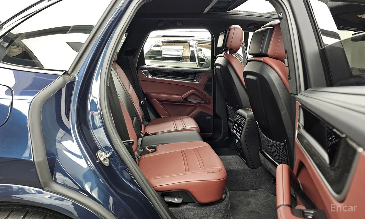 Фото 12 - Porsche Cayenne