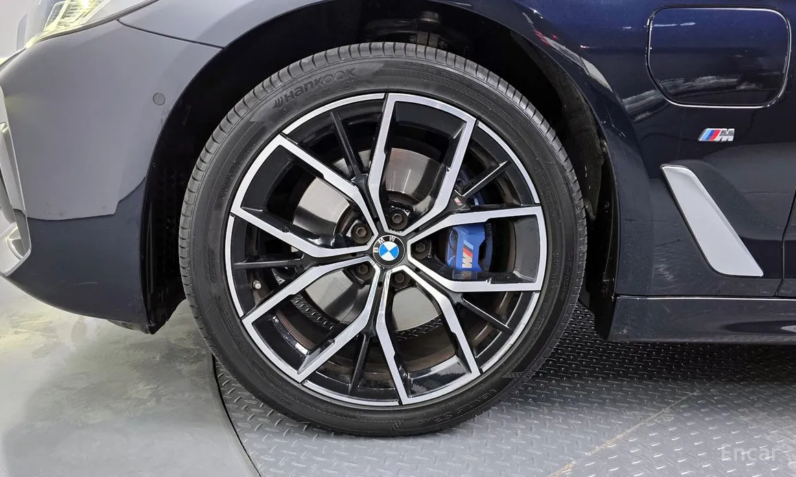 Фото 5 - BMW 5 Series