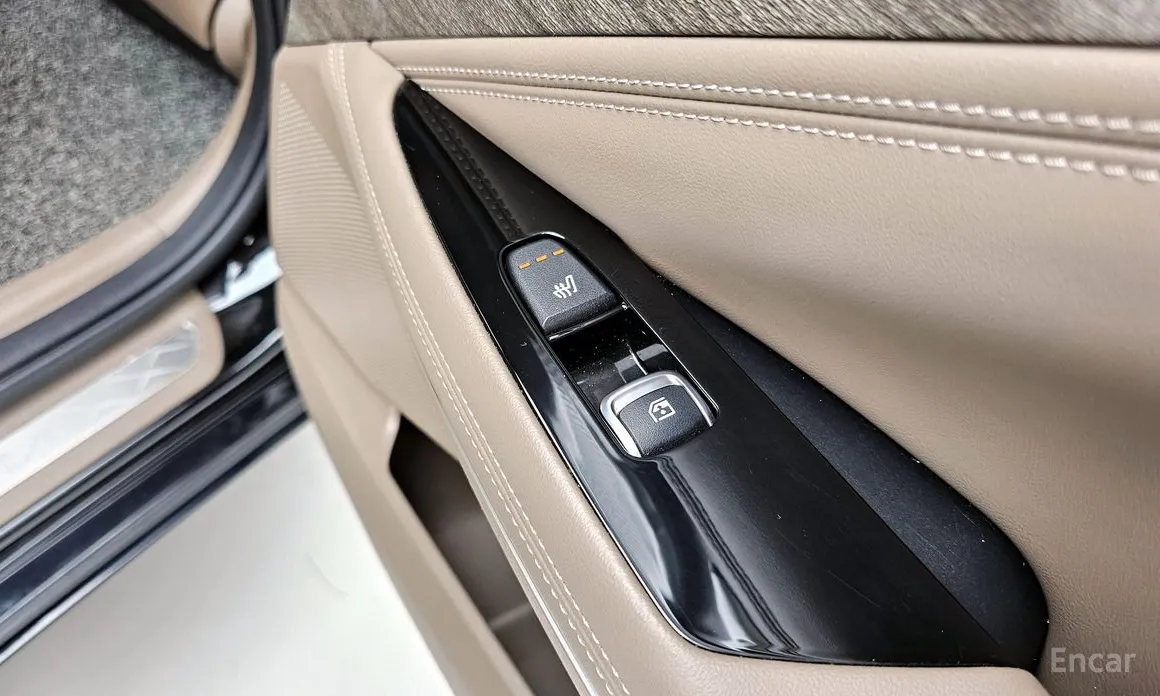 Photo 20 - Kia K8