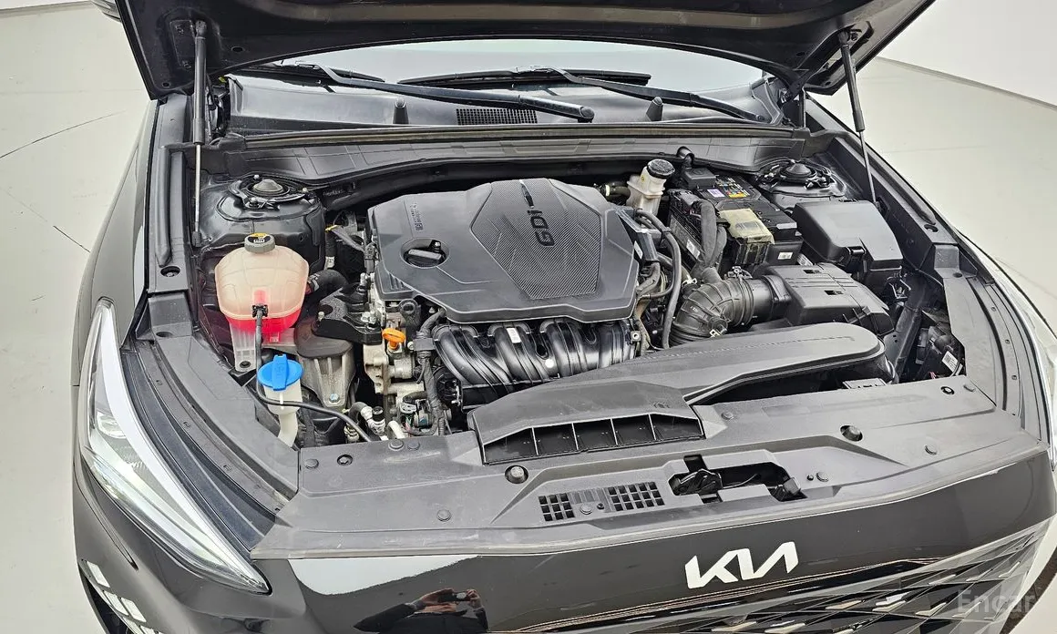 Photo 6 - Kia K8