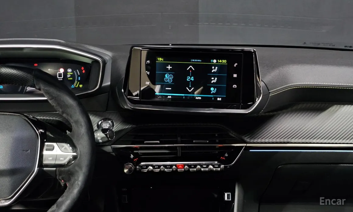 Фото 14 - Peugeot 208