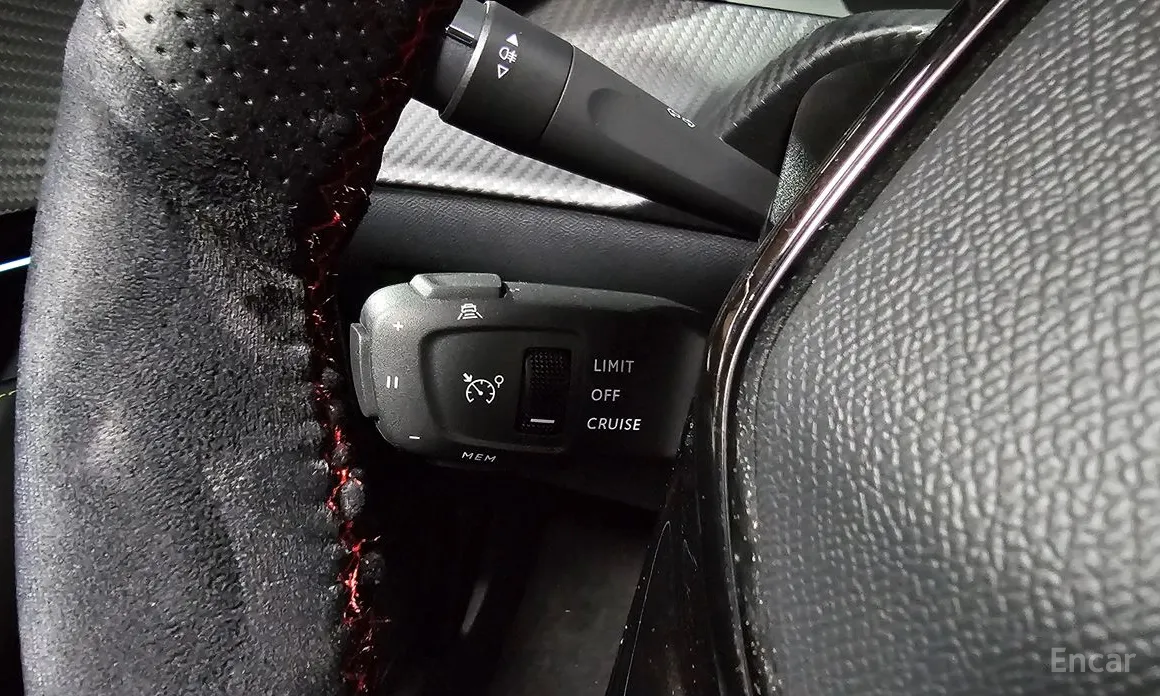 Фото 19 - Peugeot 208