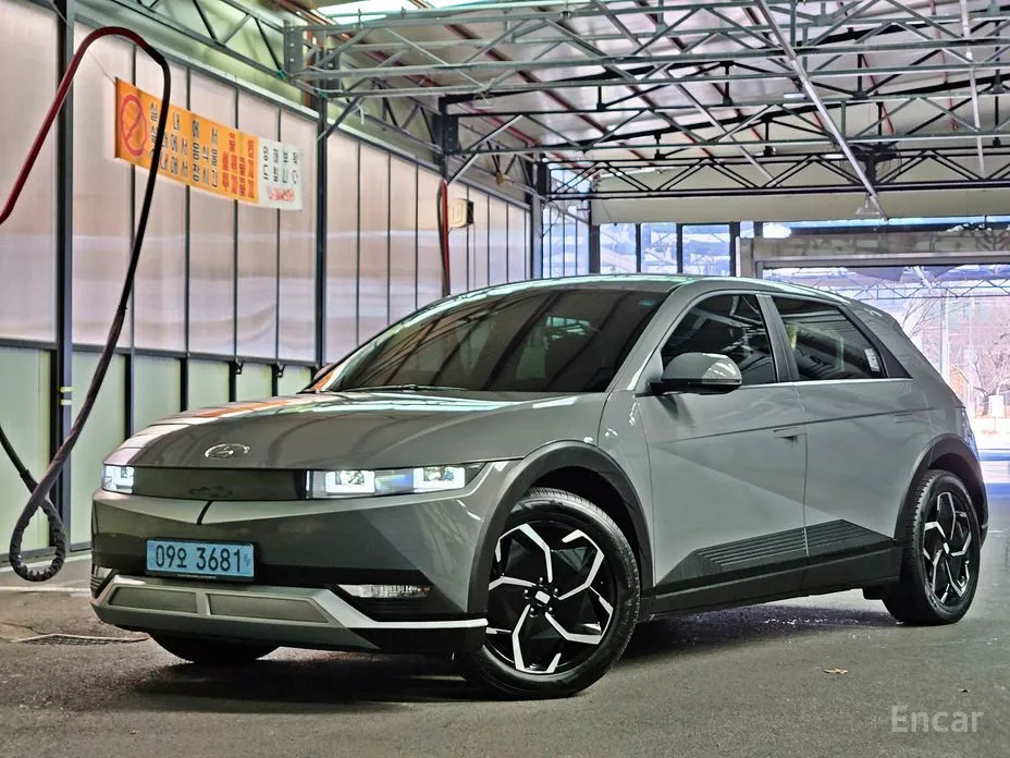 Фото 1 - Hyundai Ioniq 5