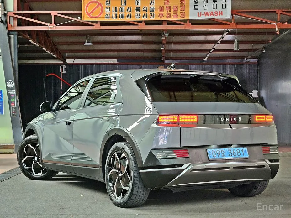 Фото 2 - Hyundai Ioniq 5