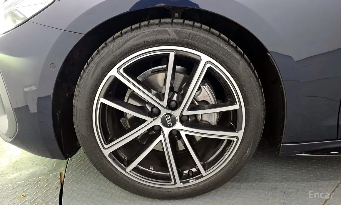 Фото 5 - Audi A5