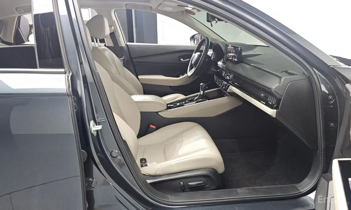 Фото 11 - Honda Accord