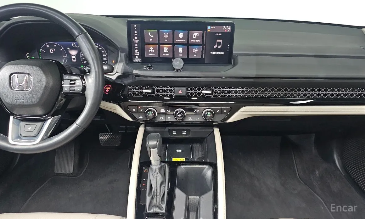 Фото 14 - Honda Accord