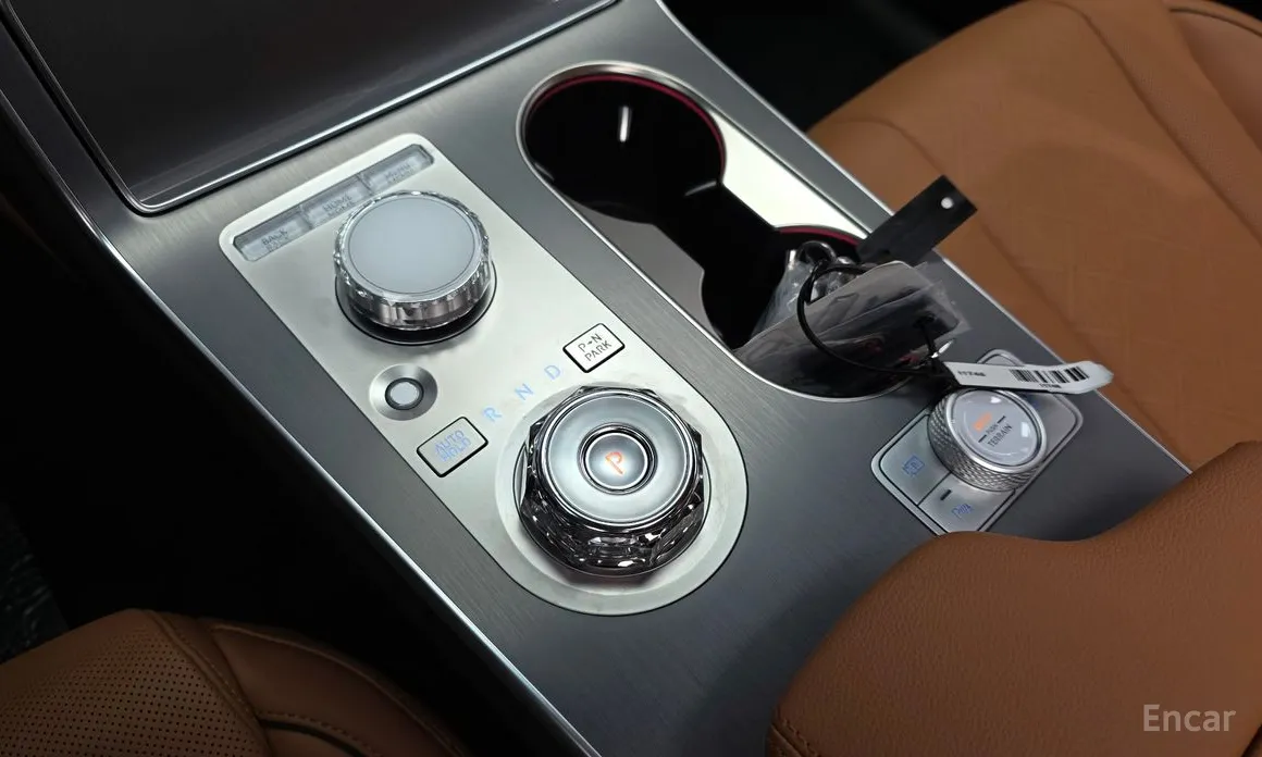 Фото 9 - Genesis GV80