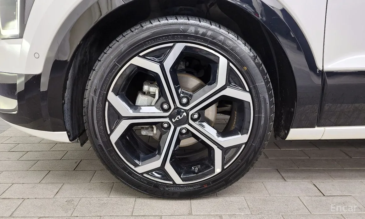 Фото 5 - Kia Niro