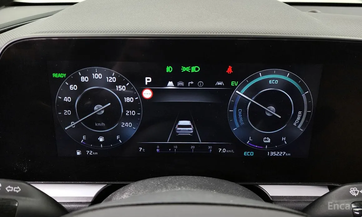 Фото 8 - Kia Niro