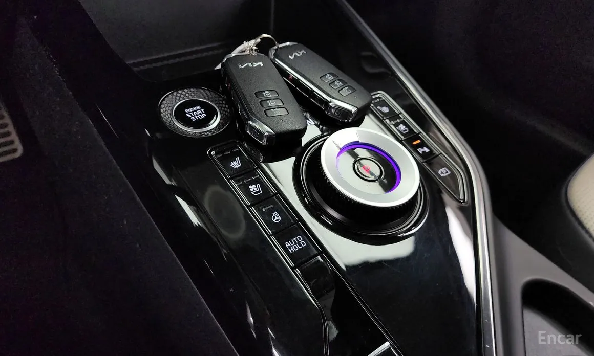 Фото 9 - Kia Niro