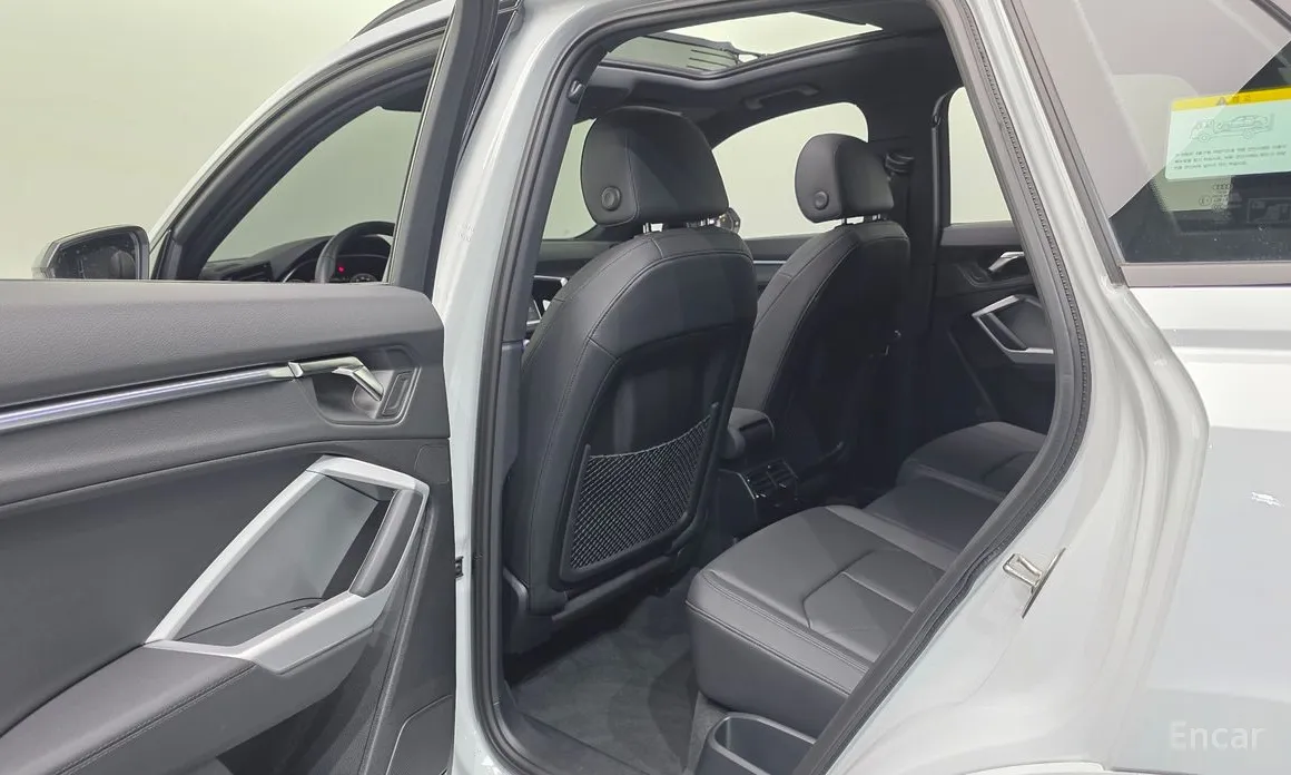 Фото 18 - Audi Q3