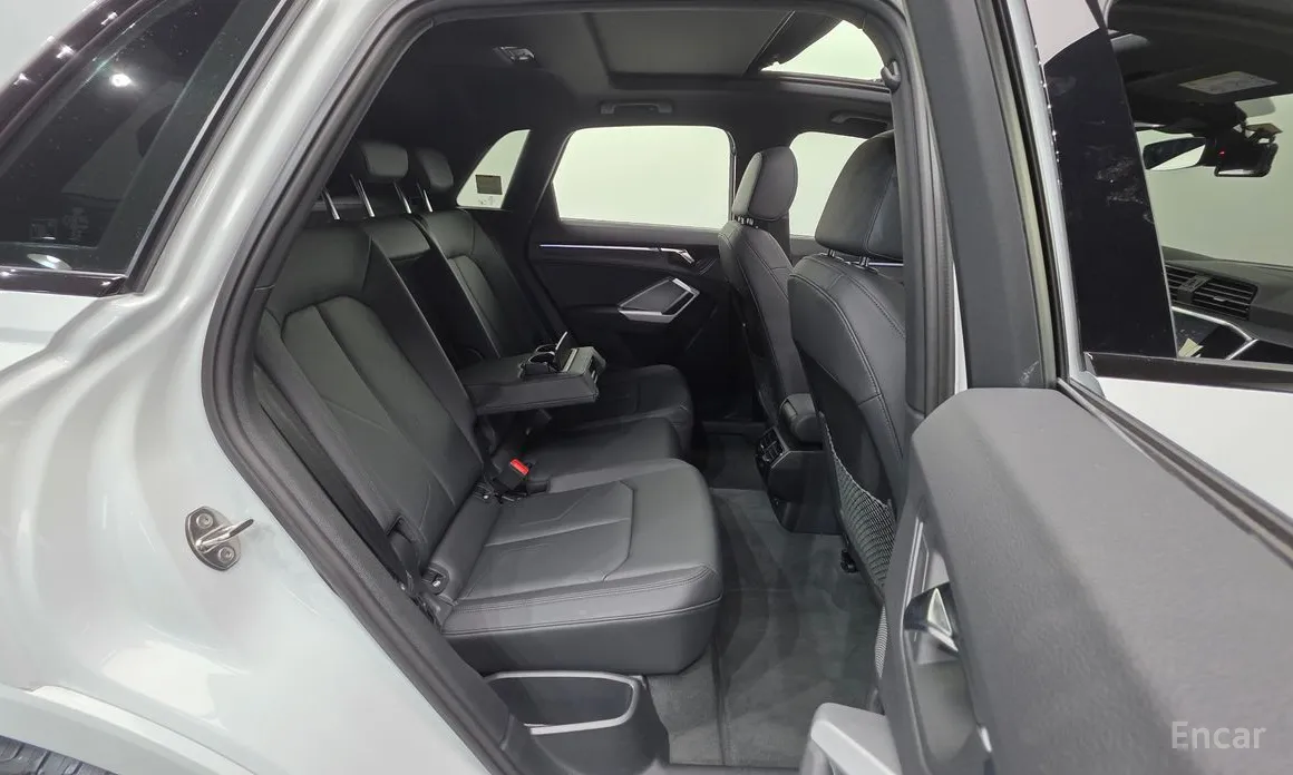 Фото 19 - Audi Q3