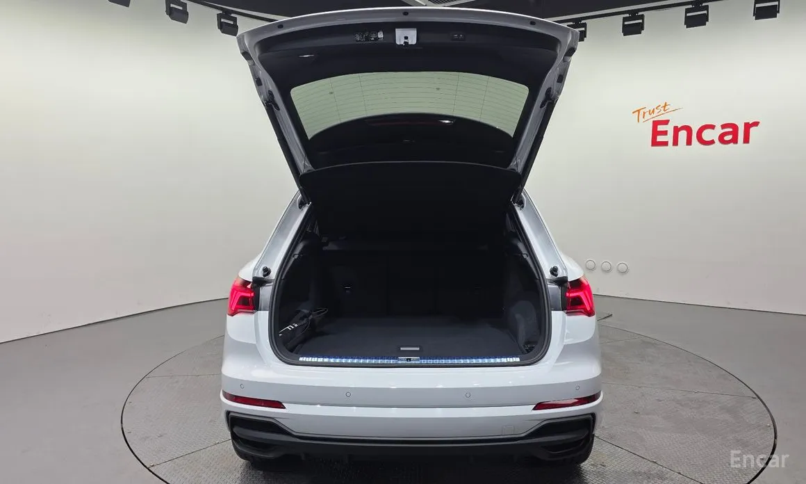 Фото 20 - Audi Q3