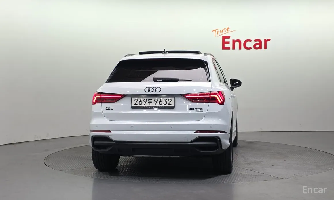 Фото 4 - Audi Q3