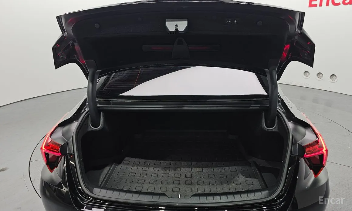 Фото 20 - Kia K8