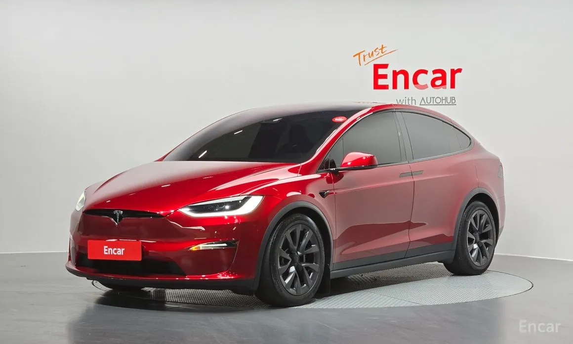 Фото 1 - Tesla Model X