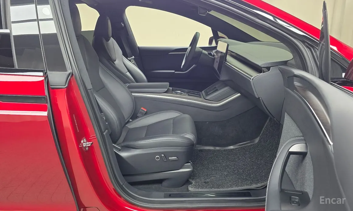 Фото 11 - Tesla Model X