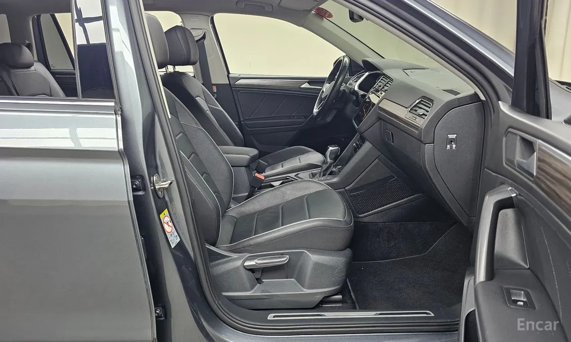 Фото 11 - Volkswagen Tiguan