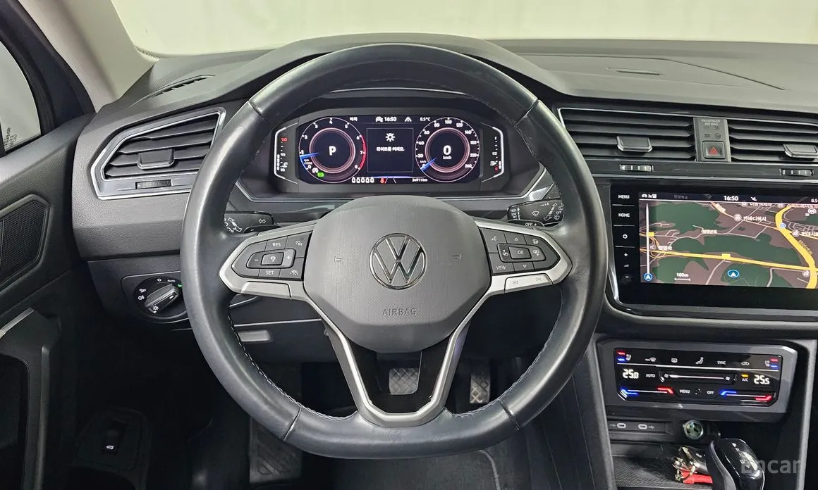 Фото 13 - Volkswagen Tiguan