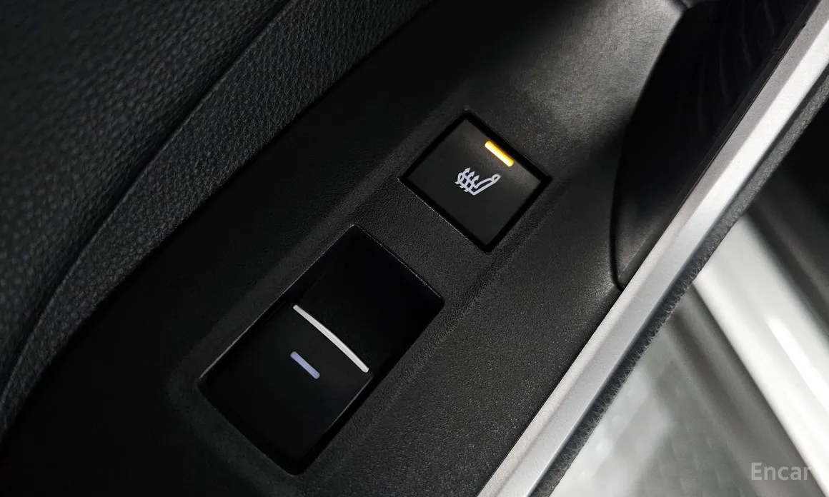 Фото 17 - Toyota RAV4