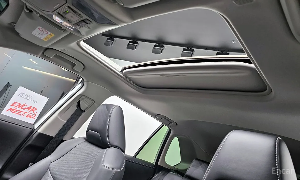 Фото 19 - Toyota RAV4