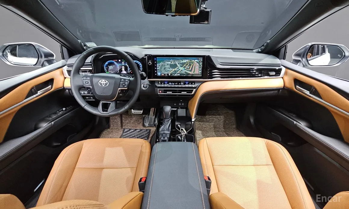 Фото 7 - Toyota Camry