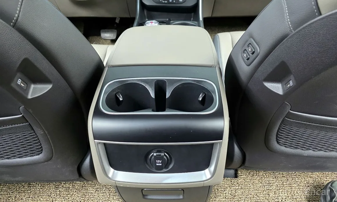 Фото 19 - Kia Carnival