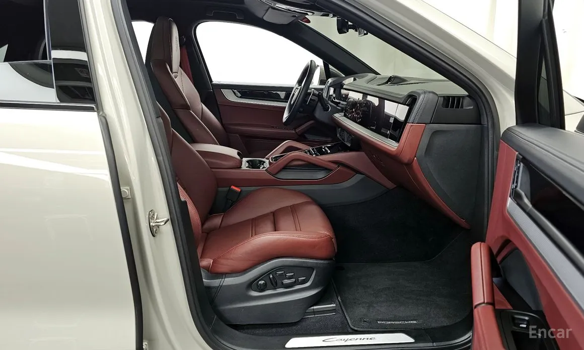 Фото 11 - Porsche Cayenne