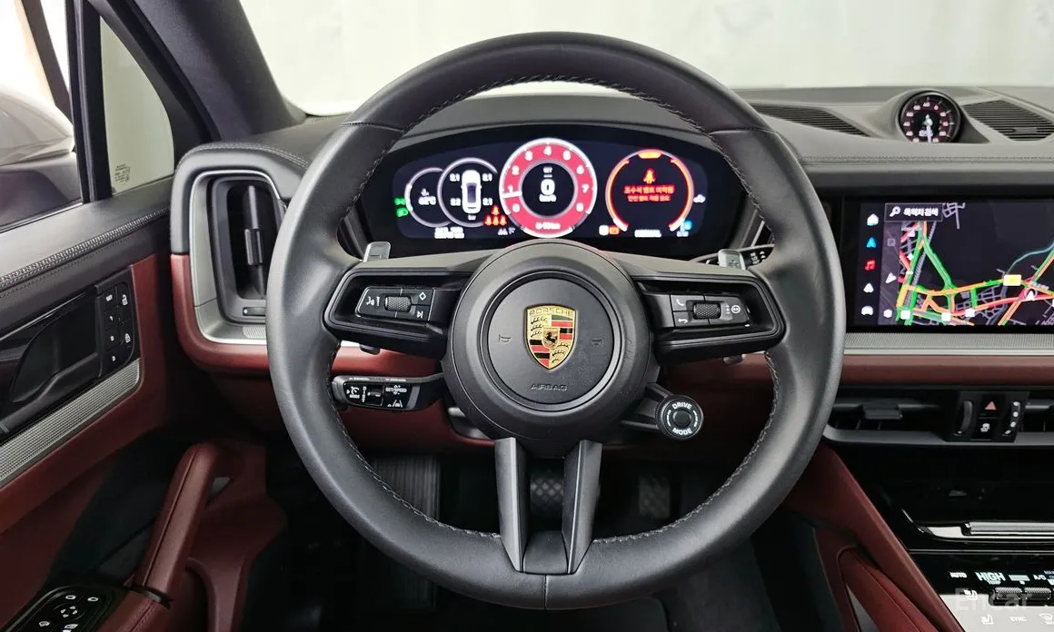 Фото 13 - Porsche Cayenne