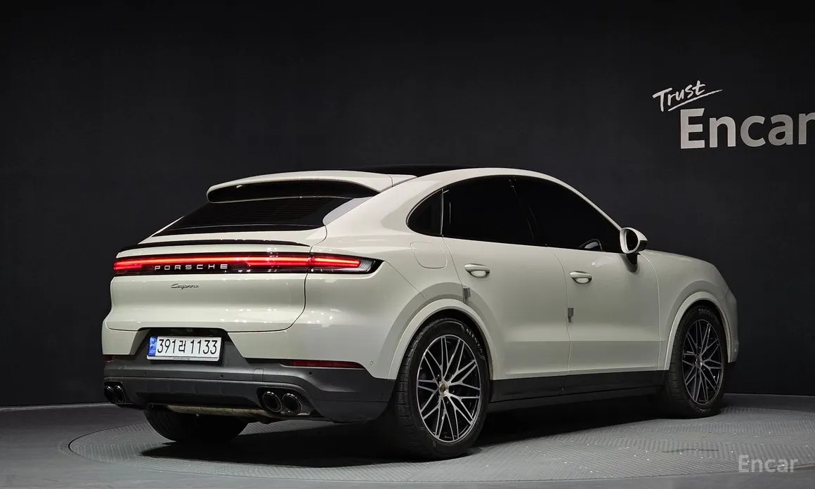 Фото 2 - Porsche Cayenne