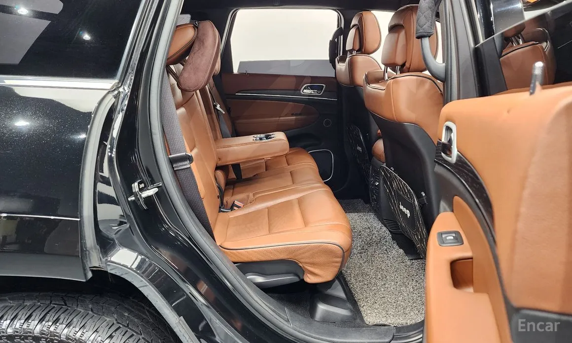 Фото 12 - Jeep Cherokee