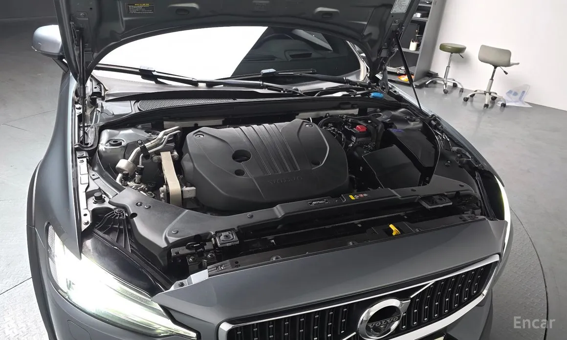 Фото 6 - Volvo V60