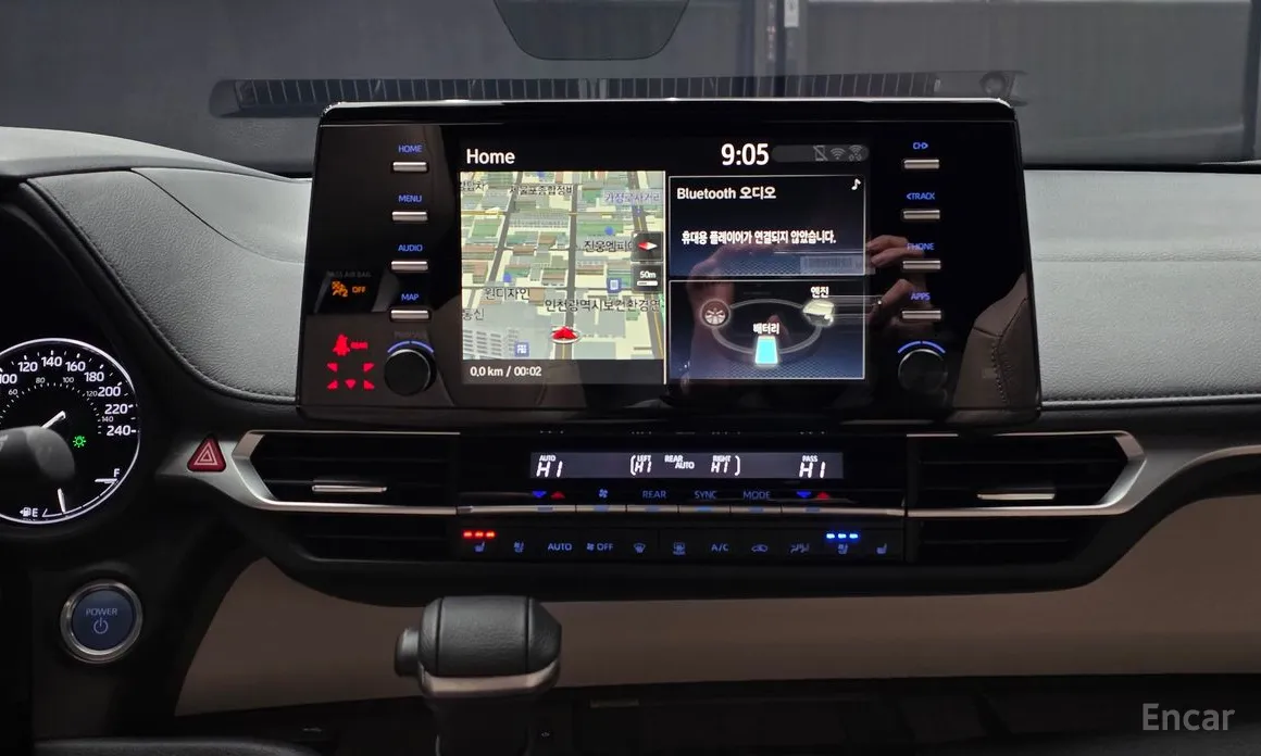 Фото 14 - Toyota Sienna