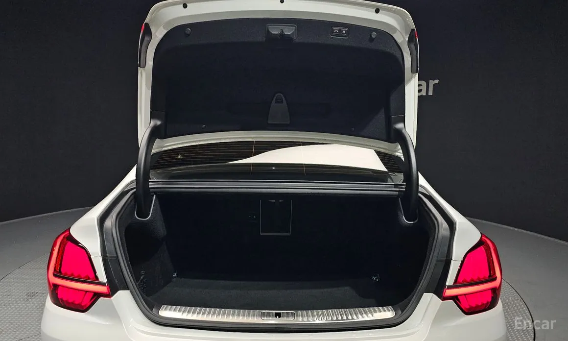 Фото 20 - Kia K9