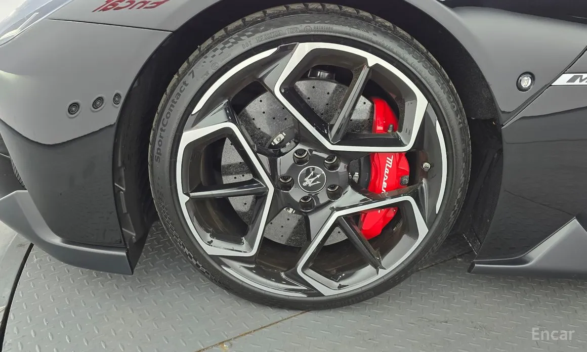 Фото 5 - Maserati MC20