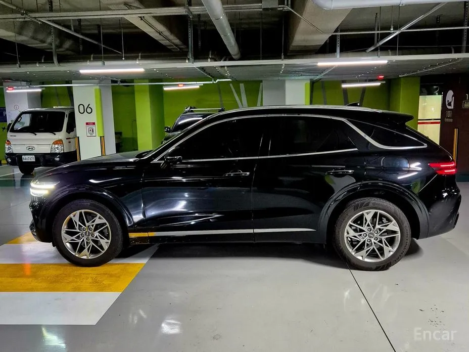 Фото 7 - Genesis GV70