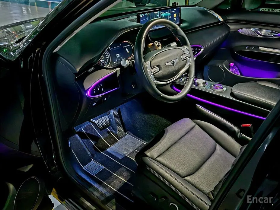 Фото 9 - Genesis GV70