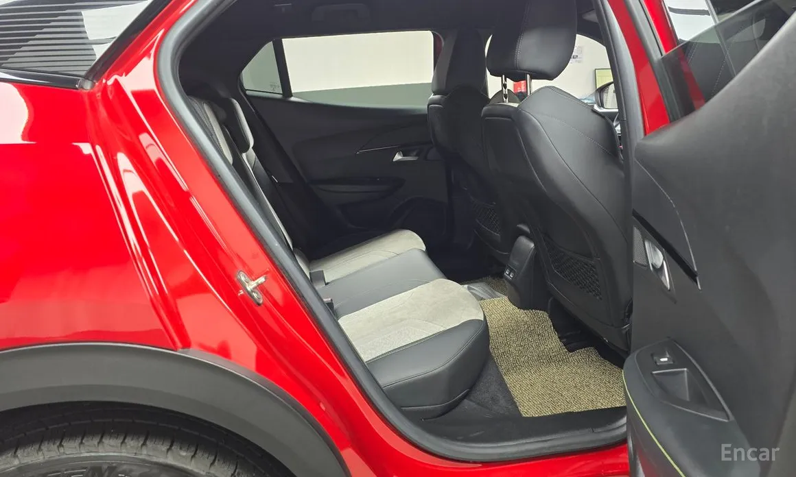 Фото 12 - Peugeot 2008