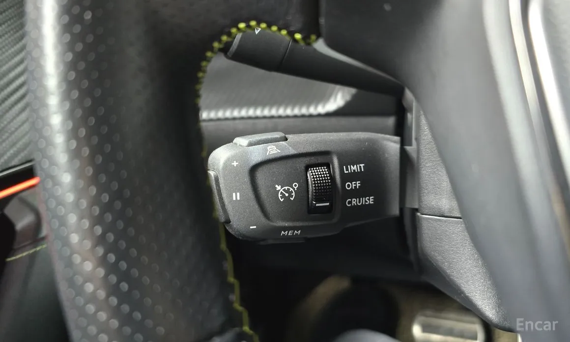 Фото 18 - Peugeot 2008