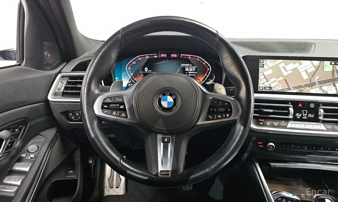 Photo 13 - BMW 3 Series