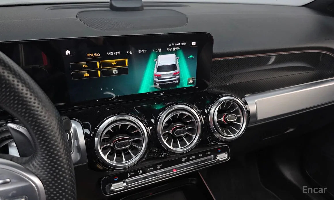 Mercedes-Benz GLB-Class 2020 AMG GLB35 4MATIC
