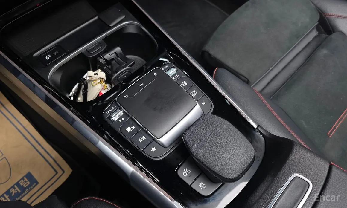 Mercedes-Benz GLB-Class 2020 AMG GLB35 4MATIC