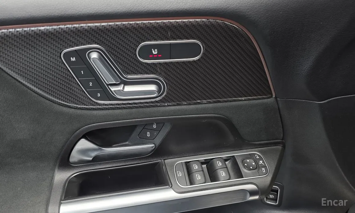 Mercedes-Benz GLB-Class 2020 AMG GLB35 4MATIC