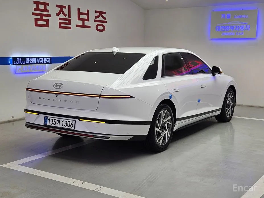 Фото 4 - Hyundai Grandeur