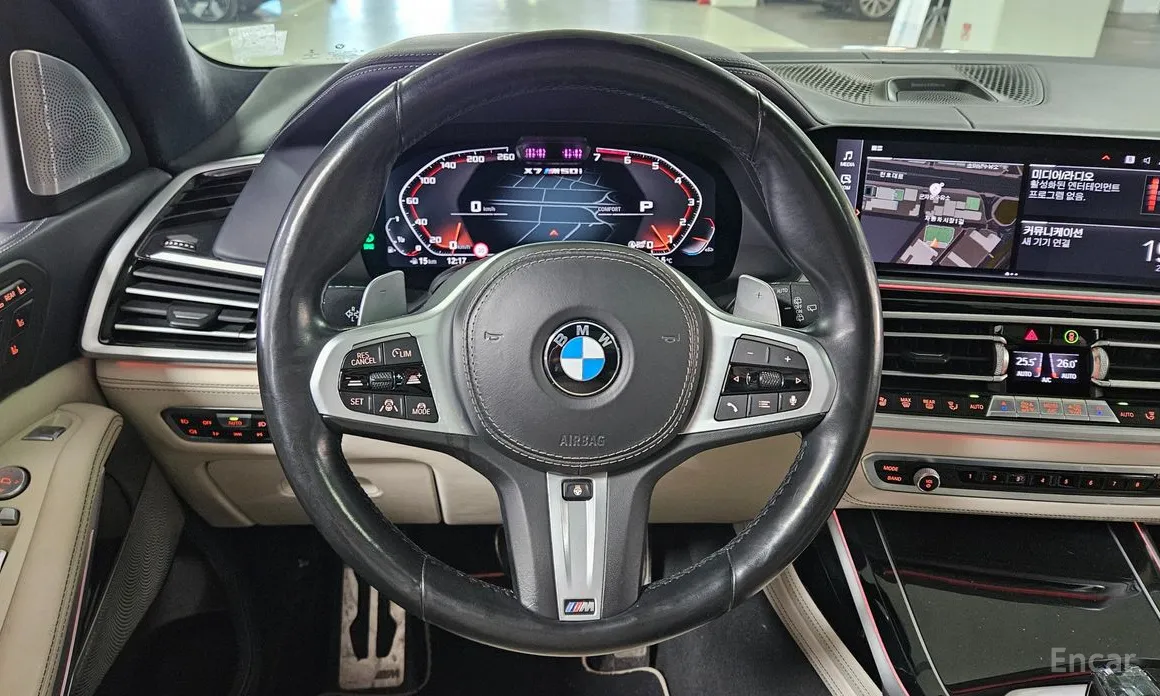 Фото 13 - BMW X7